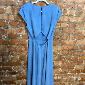 Blue aritizia summer wedding guest dress with back cut out